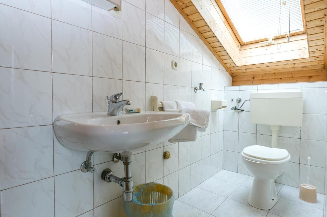Bed and Breakfast Pansion Alen - Dugi Otok Luka  Екстер'єр фото