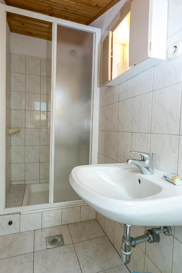 Bed and Breakfast Pansion Alen - Dugi Otok Luka  Екстер'єр фото