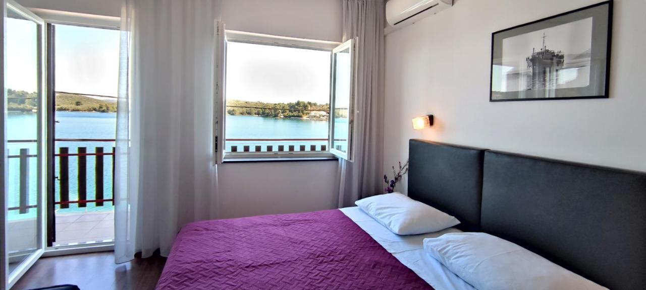 Bed and Breakfast Pansion Alen - Dugi Otok Luka  Екстер'єр фото