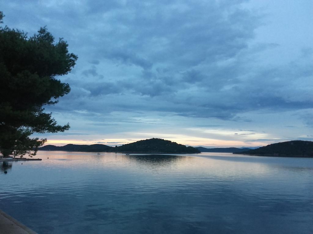 Bed and Breakfast Pansion Alen - Dugi Otok Luka  Екстер'єр фото