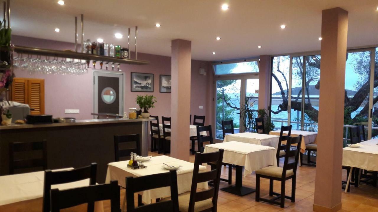 Bed and Breakfast Pansion Alen - Dugi Otok Luka  Екстер'єр фото